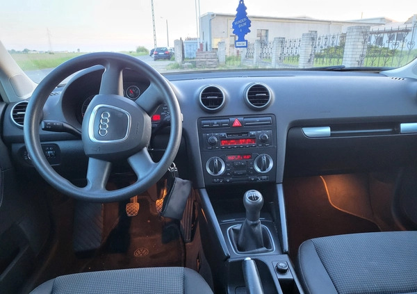 Audi A3 cena 17900 przebieg: 155000, rok produkcji 2005 z Gogolin małe 379